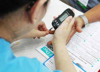 Hướng dẫn theo dõi đường máu tại nhà